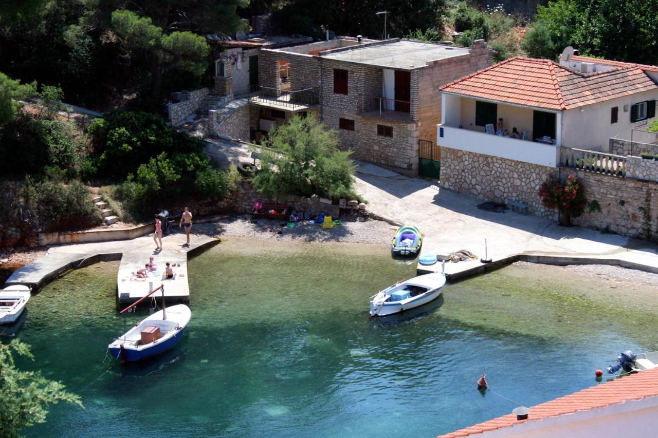 Apartments By The Sea Basina, Hvar - 116 Vrboska Exterior photo