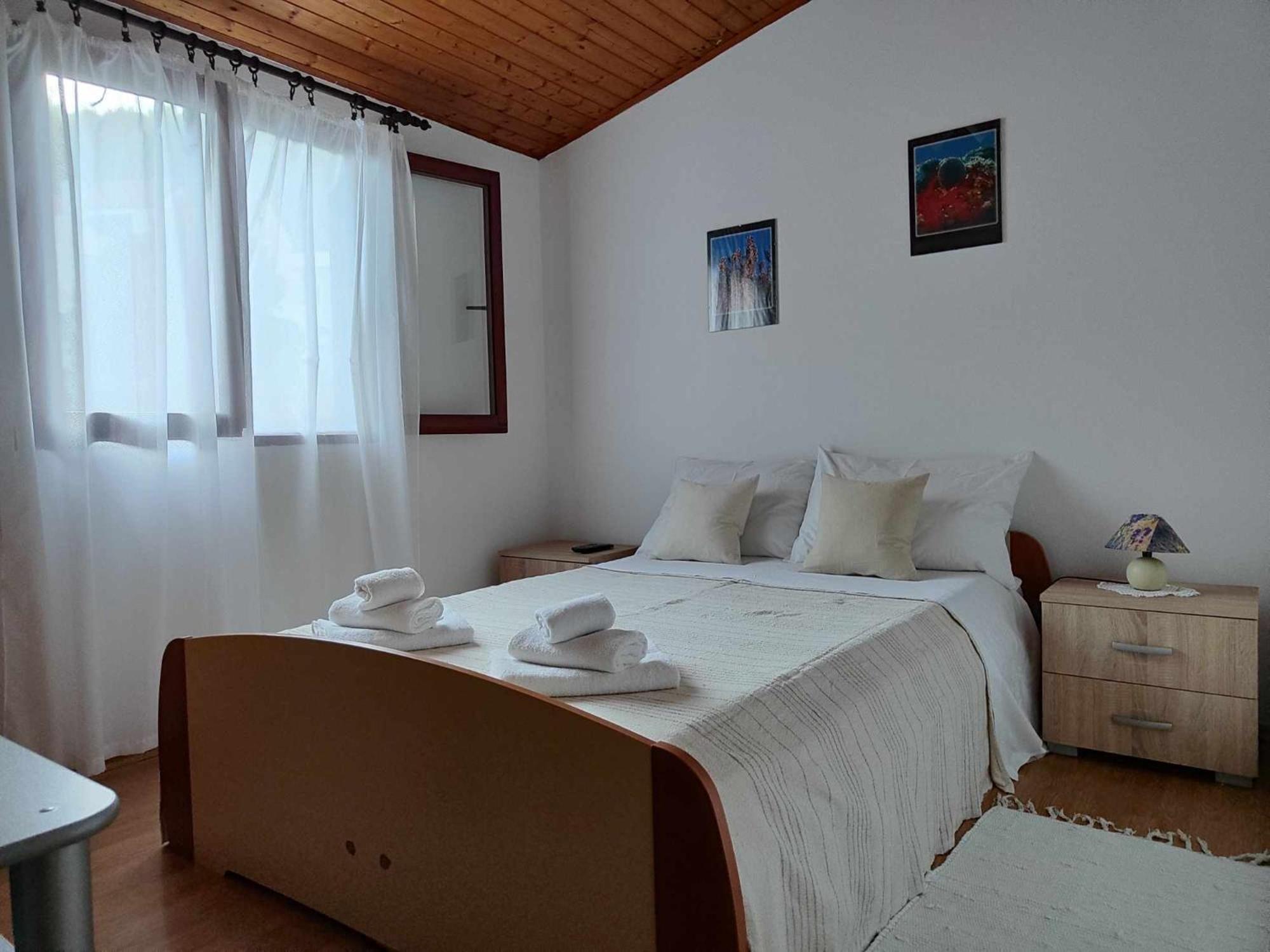 Apartments By The Sea Basina, Hvar - 116 Vrboska Exterior photo
